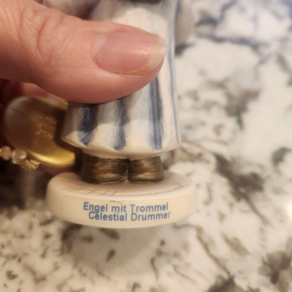 Goebel Heavenly Angel Set - Picture 6 of 11